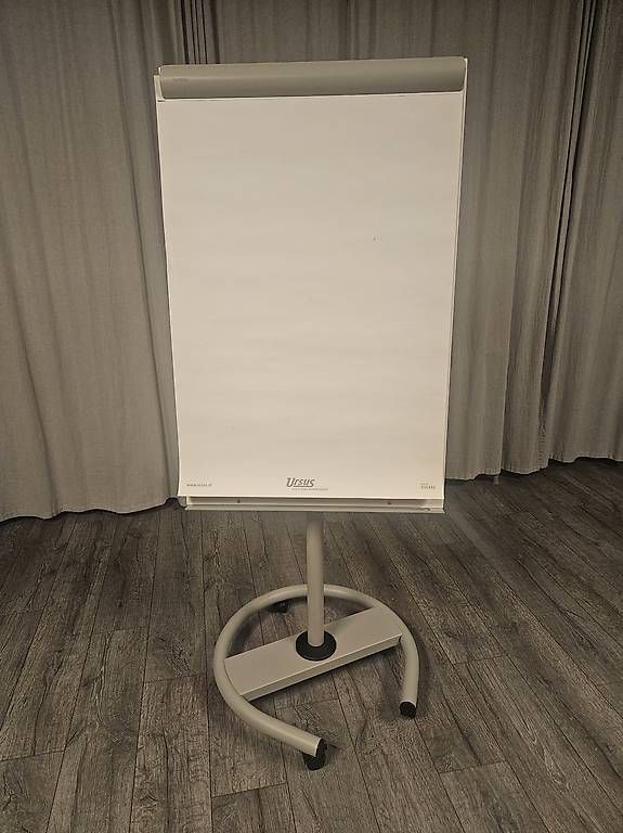 Wandtafeln: Flipchart – Gebraucht aus Wohlen AG von tillyw