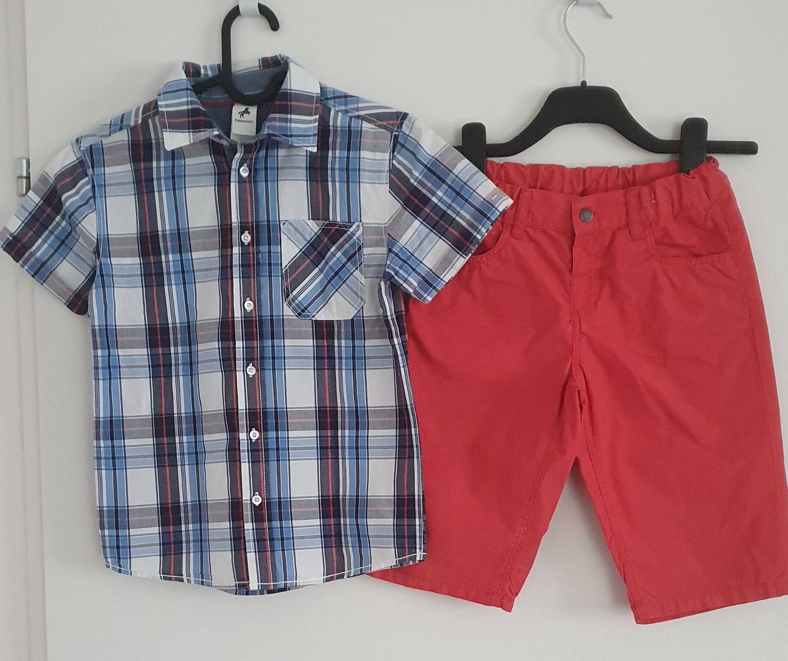 Lotti & Set di vestiti: Kurzarm Hemd + Shorts, Gr.134 – Usato da Volketswil venduto da Dokinka 1