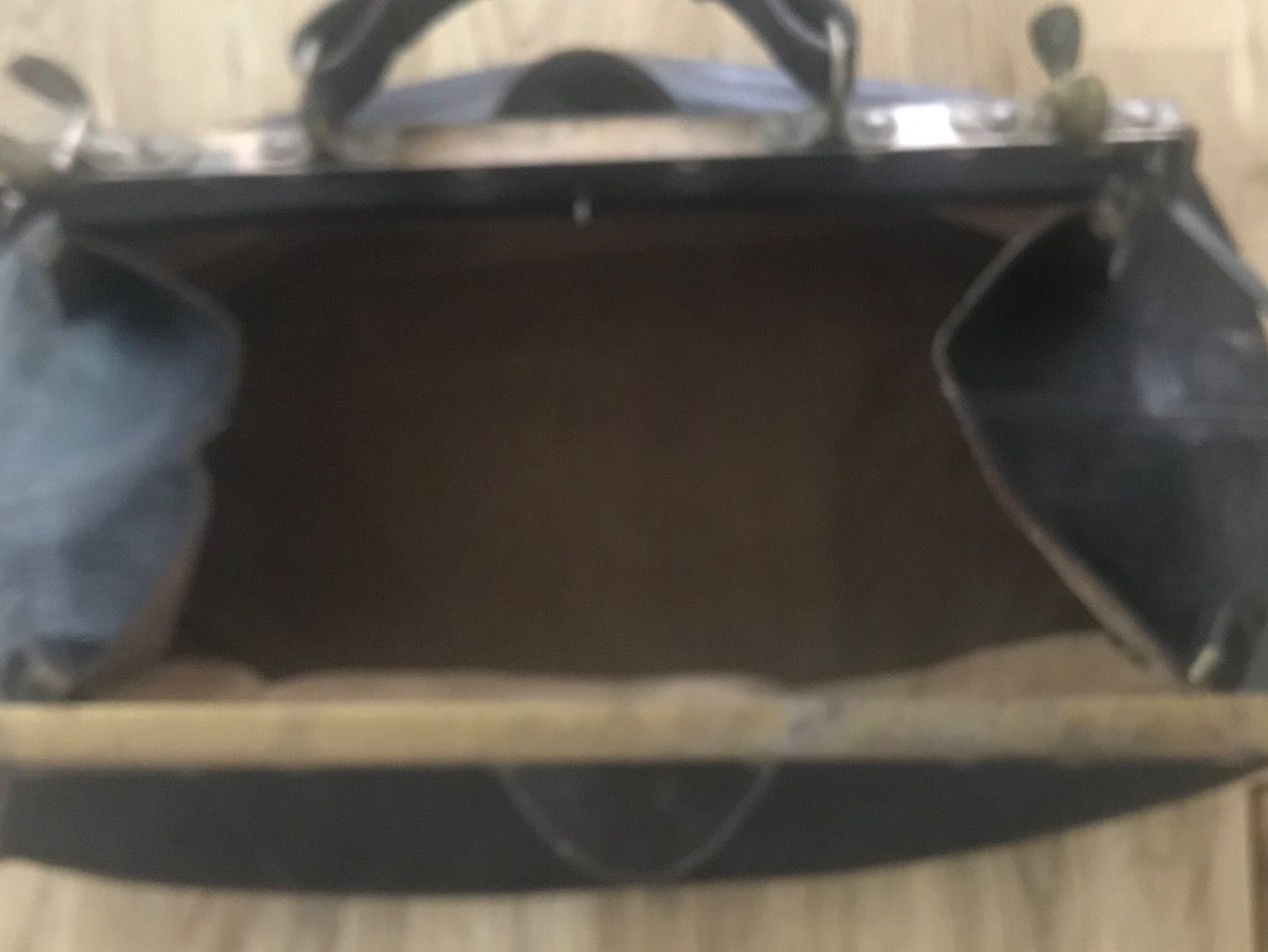 Borse: Antike Arzt Ledertasche – Usato da Niederscherli venduto da ija_y67c 1