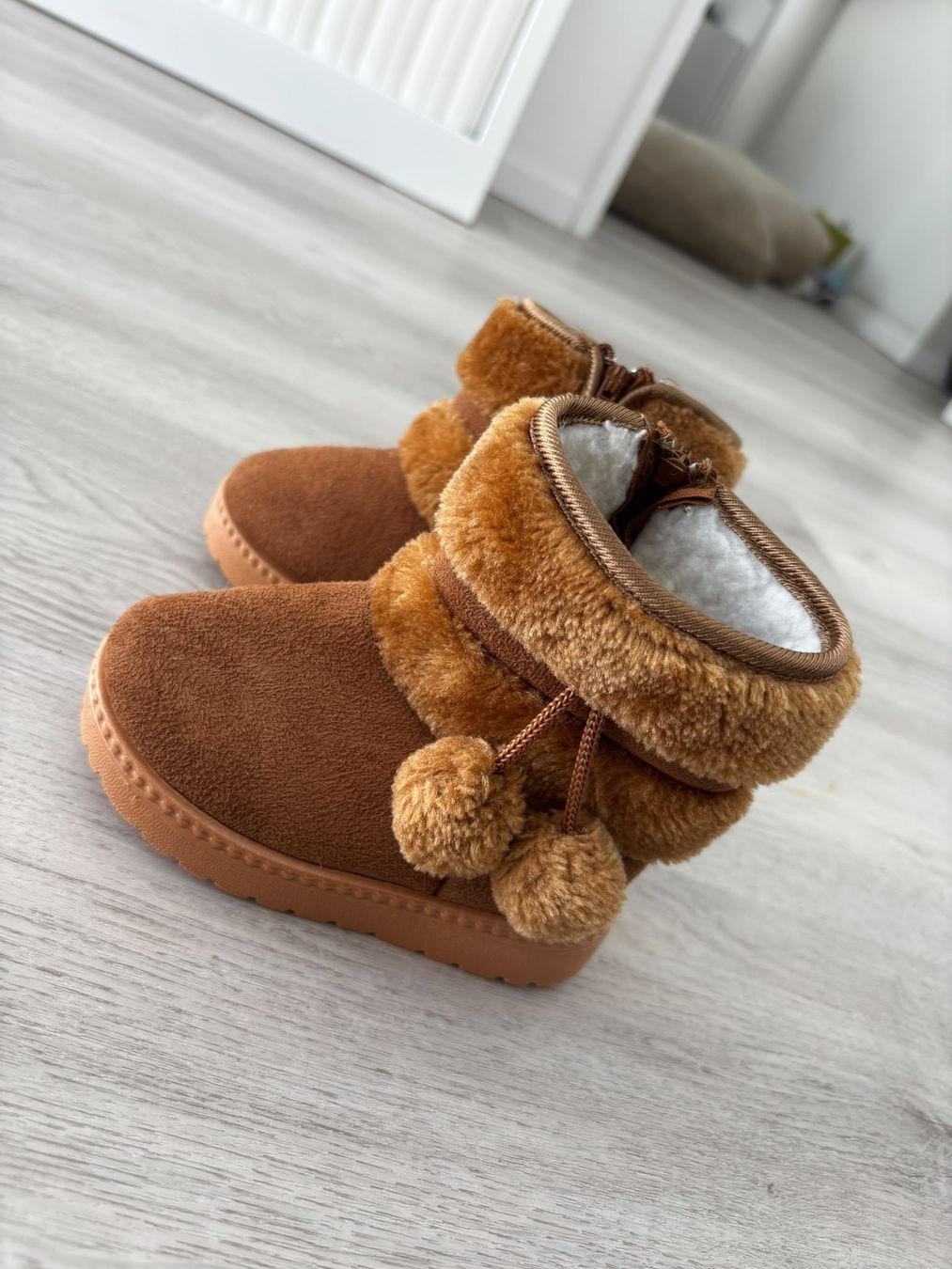 Scarpe per ragazzi: Kinderboots Gr. 24.  – Usato da Hochfelden venduto da rub_rnw5 1