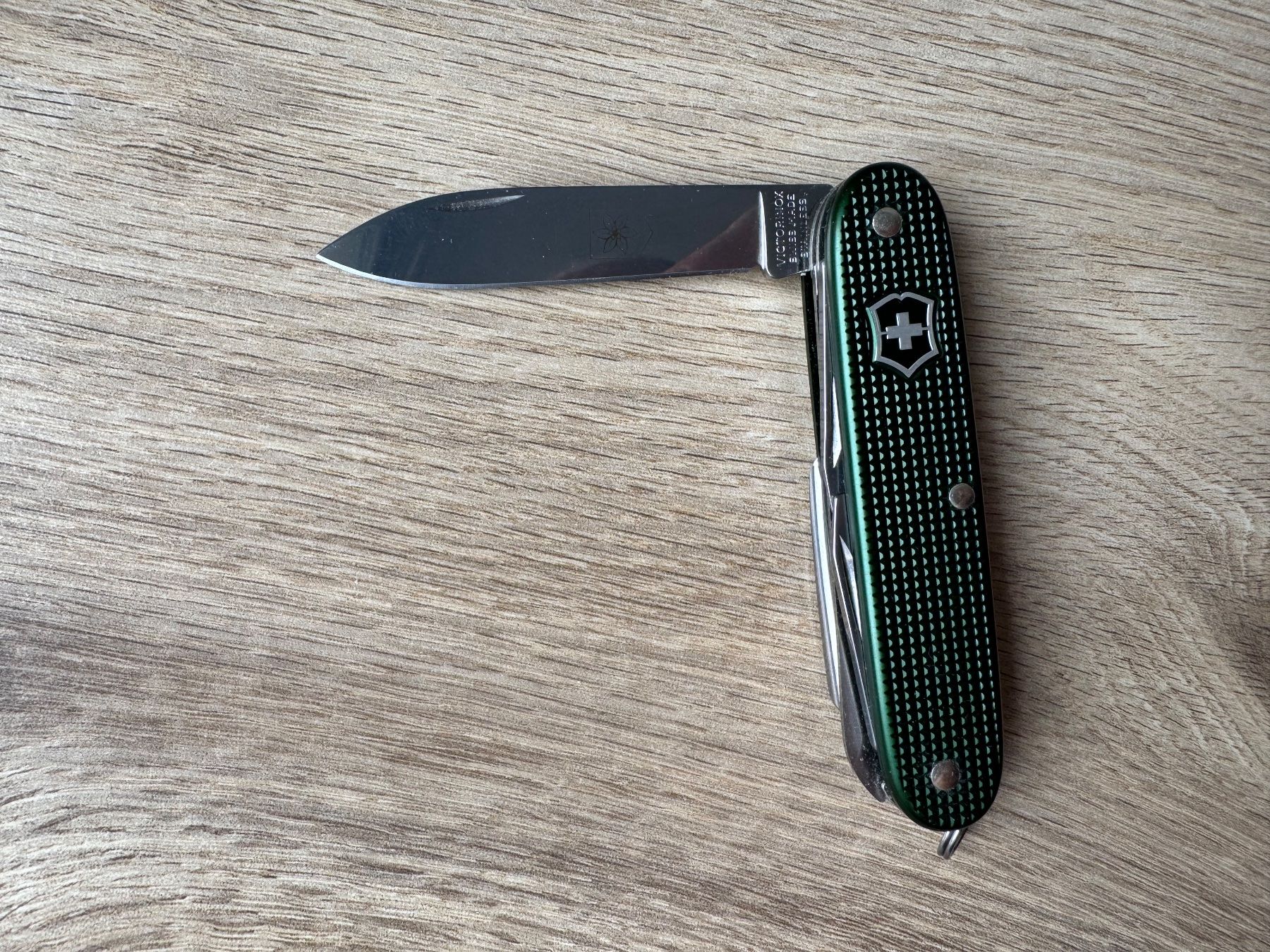 Victorinox Coltelli tascabile: Victorinox Limited Edition Sackmesser – Nuovo (secondo la descrizione) da Frauenfeld venduto da guli11 1