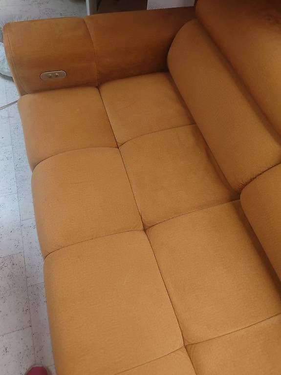 Sofas: Welnova Ecksofa Currygelb/ Gold/ Senfgelb :) – Gebraucht aus Grünenmatt von LS91 4