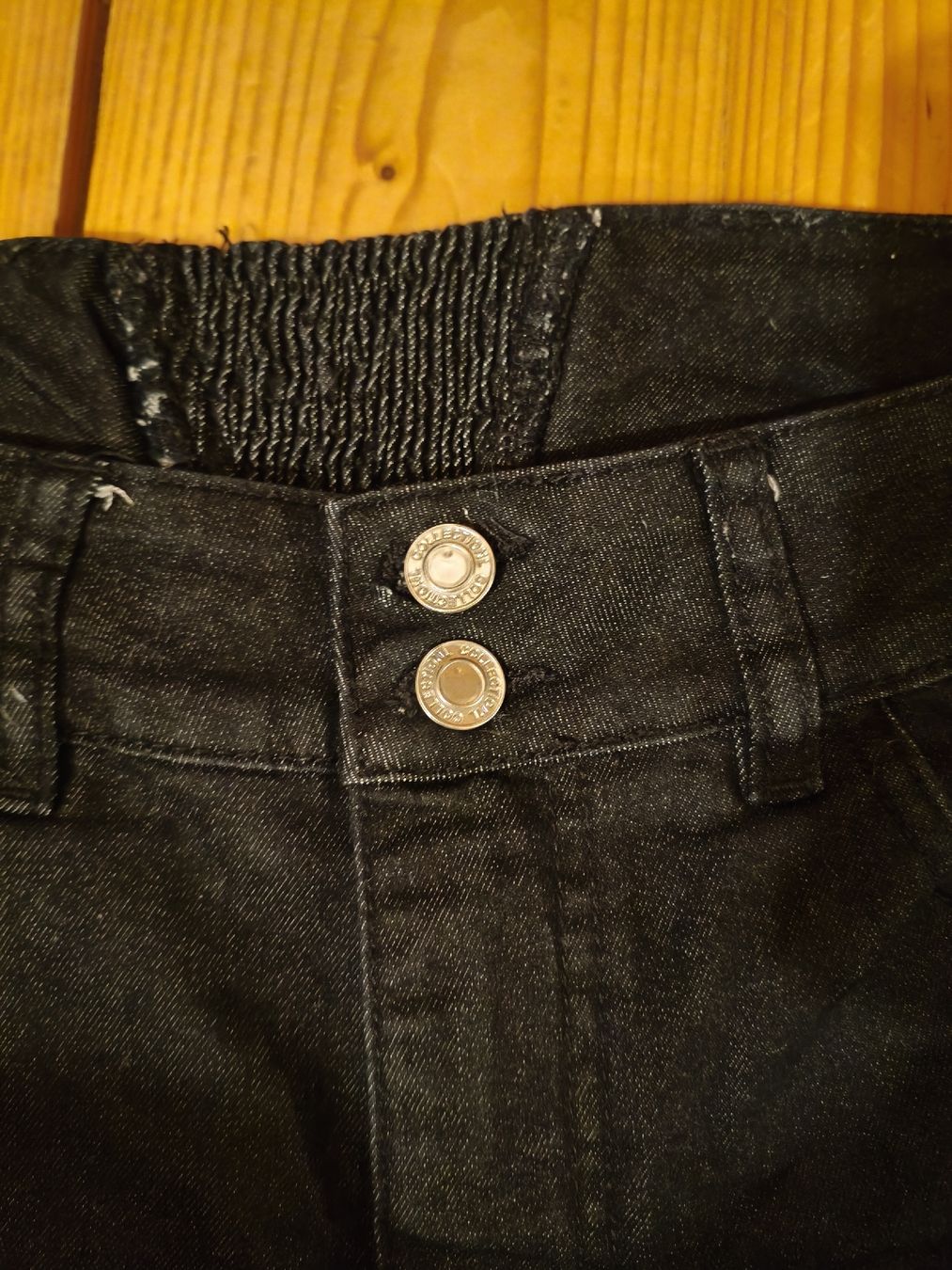 Jeans: Schwarze Jeans – Usato da Eschikofen venduto da anj_98vh 2