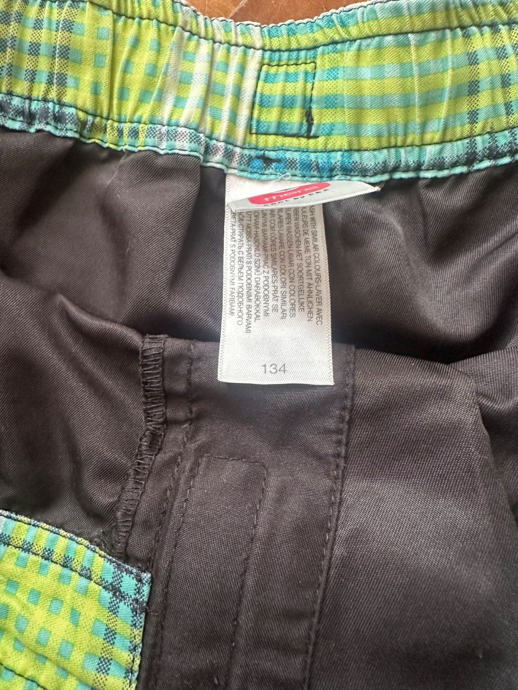 Pantaloni: Badeshorts Billabong Grösse 134 – Usato da Sursee venduto da Romana6 1