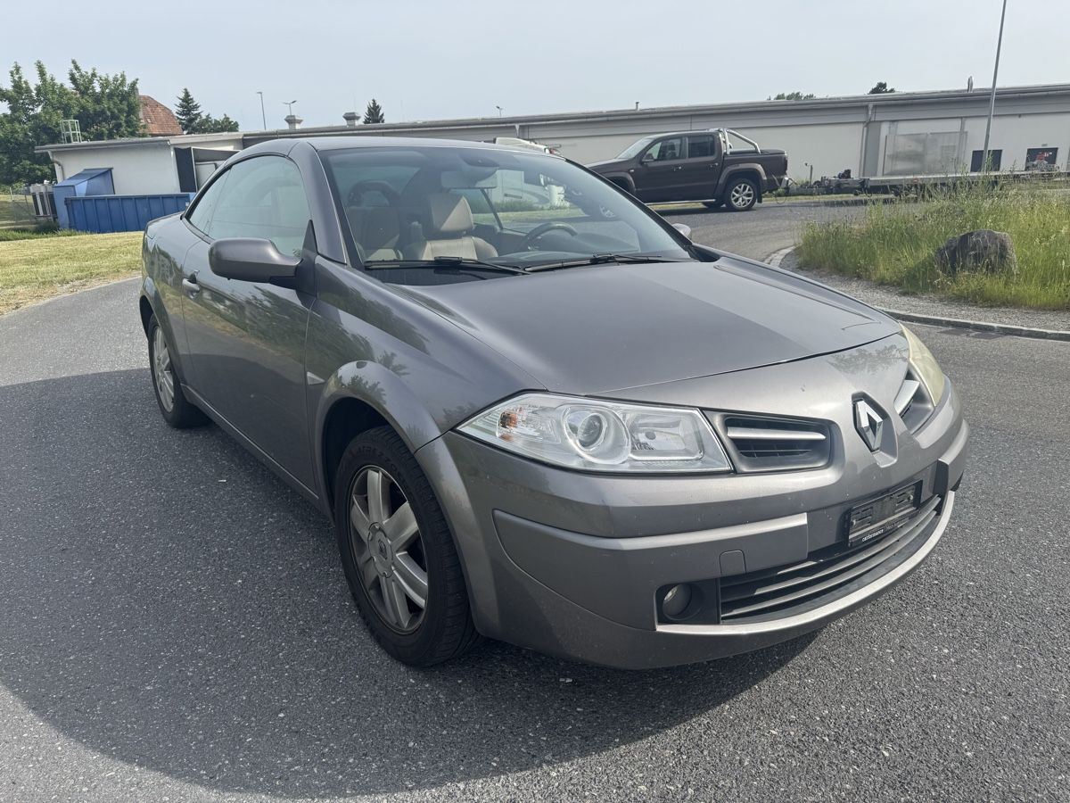 Renault Automobili: Renault Megane 2.0 16V – Usato da Wetzikon ZH venduto da mar_qqw5 5
