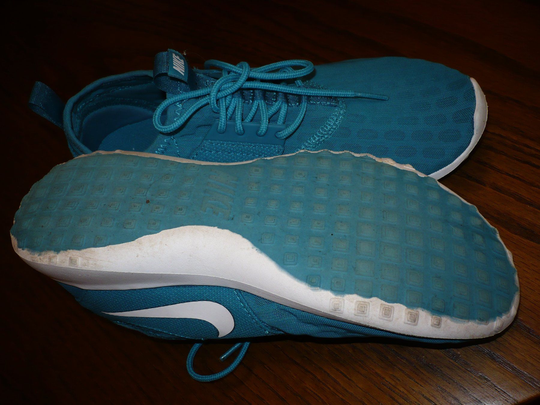 Nike Scarpe da donna: NIKE ROSHE ONE Grösse 38,5 – Nuovo (secondo la descrizione) da Merzligen venduto da Marthe22 4