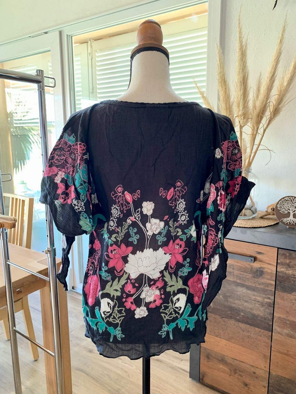 Tuniche: Tunique noire fleurie coton T.M – Usato da Perroy venduto da barballalla 1