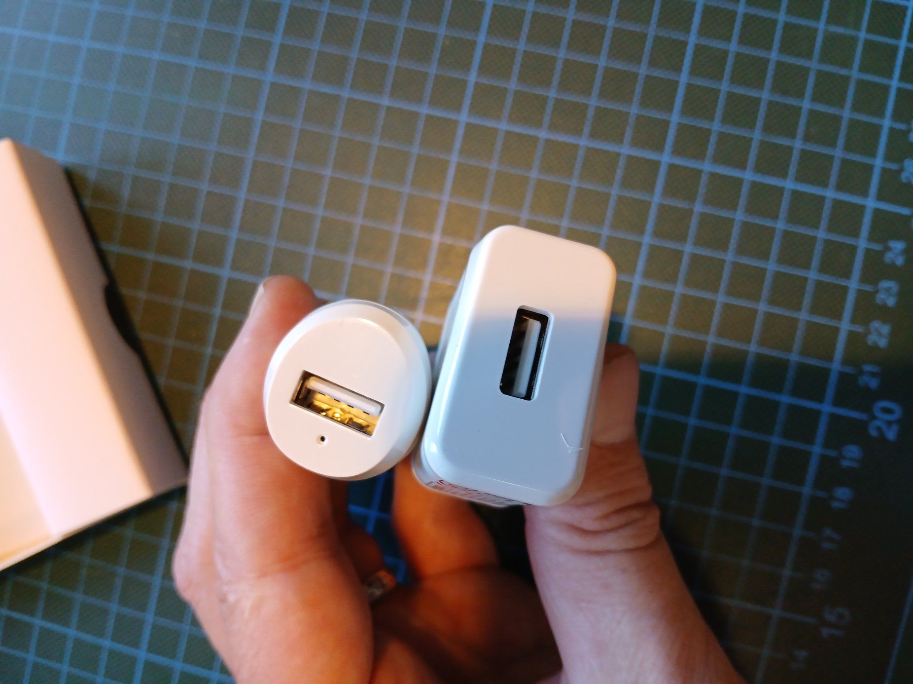 Caricabatterie: Ladegerät Set USB-C Lightning Universal, Neu & OVP! – Nuovo e nell'imballaggio originale da Derendingen venduto da Gaston.J 8