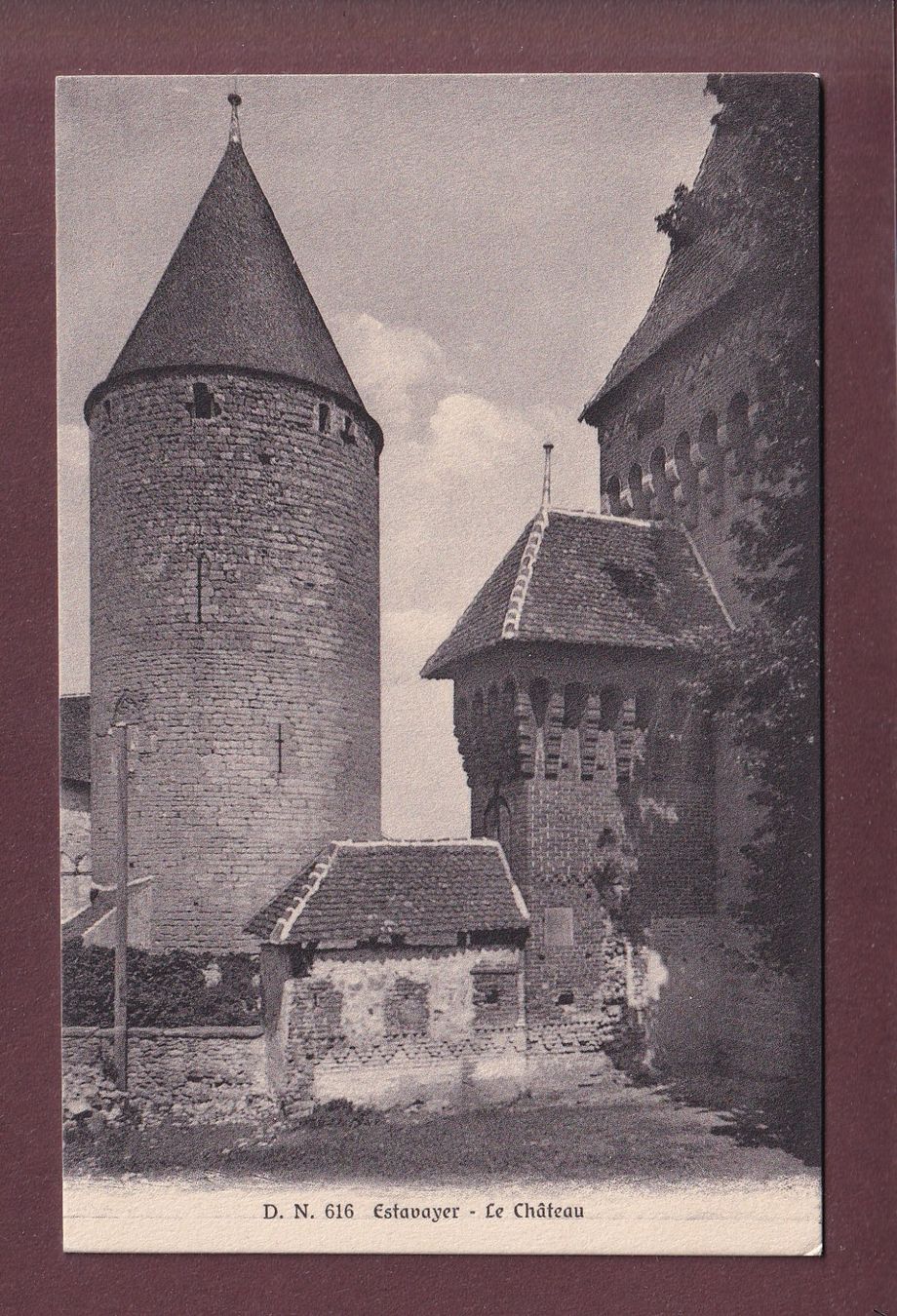 Ansichtskarten: ESTAVAYER - Tour du Château – Gebraucht aus Pully von nicecards