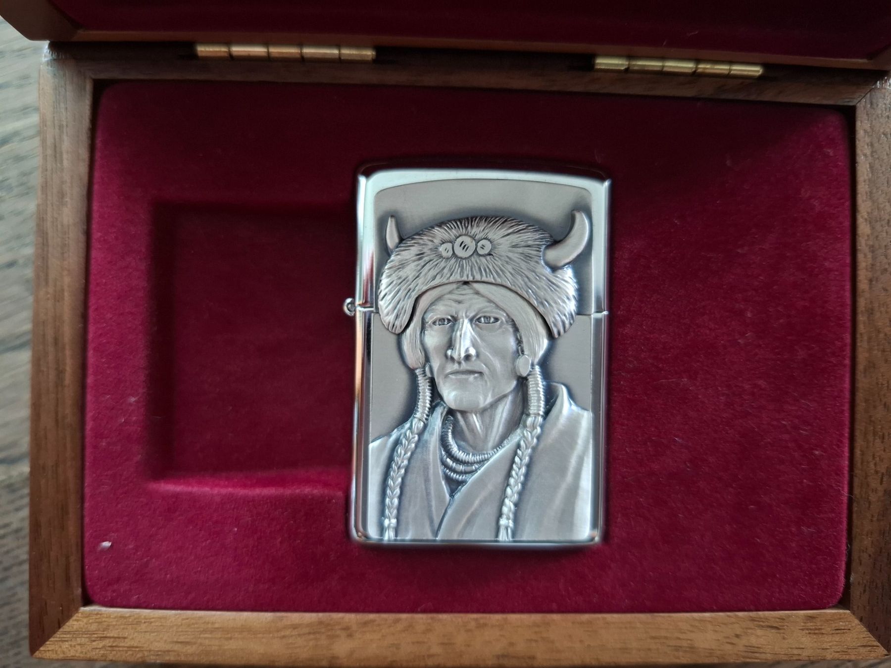 Zippo Accendini: Zippo Indian Limited – Nuovo e nell'imballaggio originale da Rebstein venduto da Offerle 2