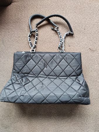 Handtasche, schwarz