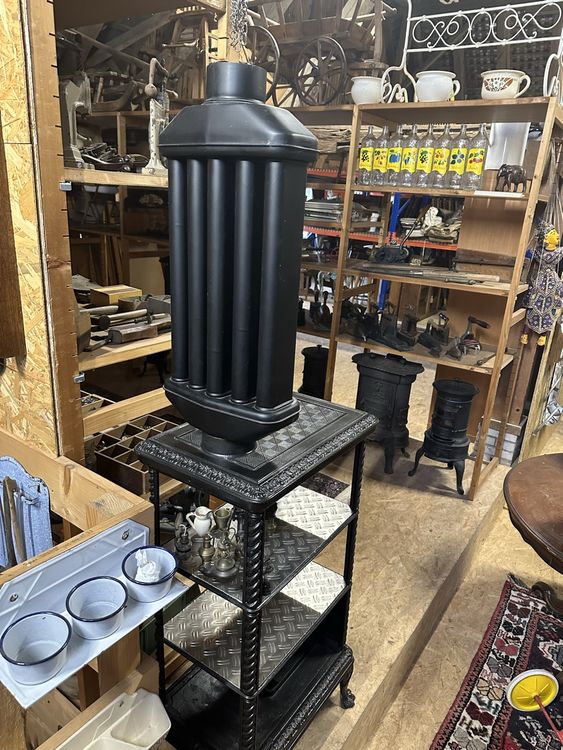 Holzofen Dekoration Vitrine Gestell Ablage Gusseisen (Gebraucht) in ...