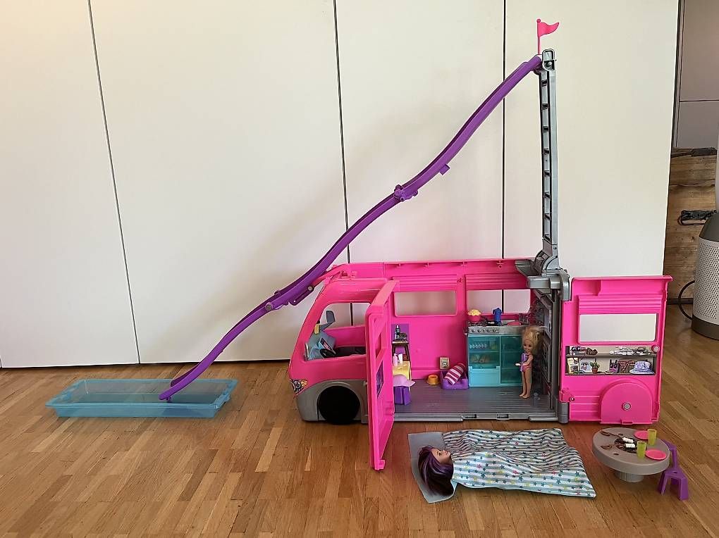 Spielzeuge: Barbie Camper – Gebraucht aus Adliswil von Mesira