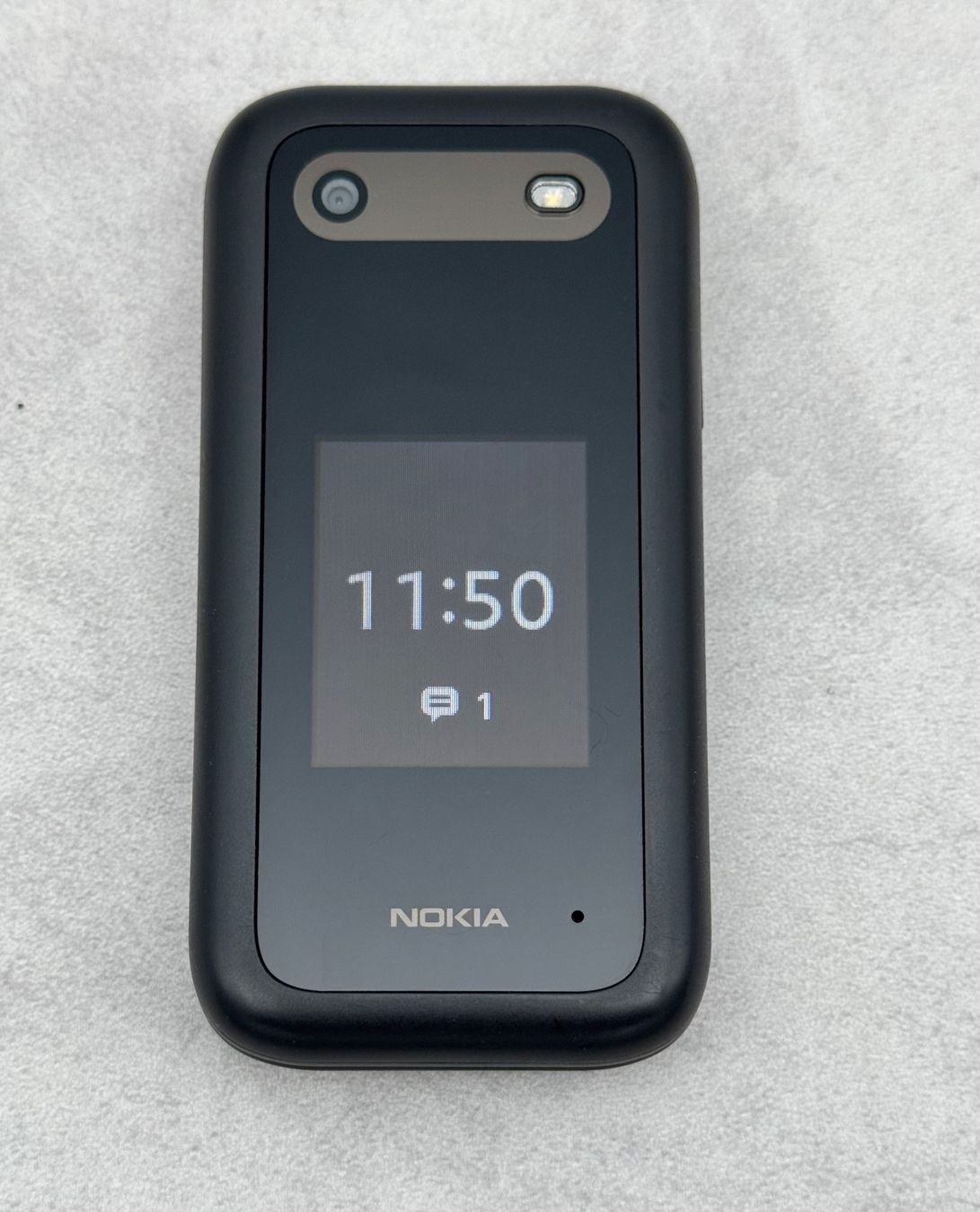 Nokia Handys / Smartphones: Nokia 2660 Flip 4G Dual SIM SIM Frei – Gebraucht aus Hermetschwil-Staffeln von Mobile2013