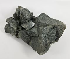 Adular-Stufe mit Chlorit-Überzug. Val Cristallina, Medel GR