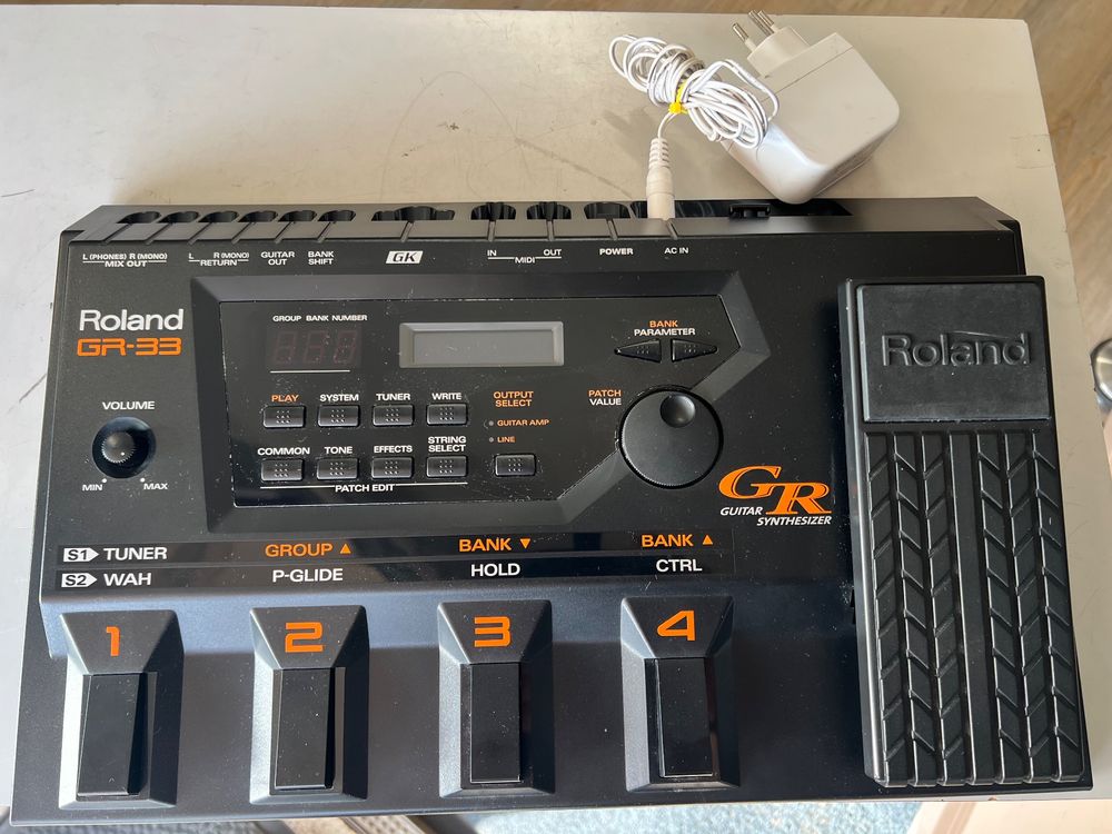 Roland GR-33 Guitar Synthesizer - Top Zustand! Selten! (Gebraucht) in ...