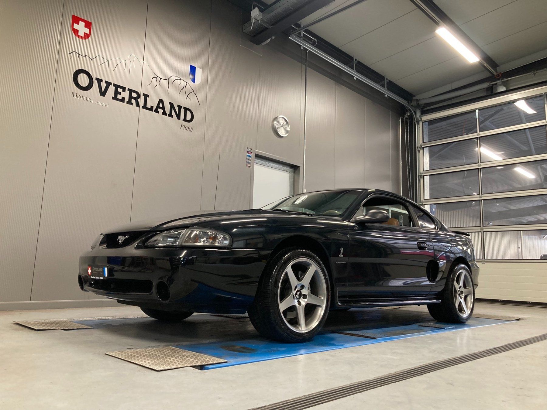 Ford Automobili: FORD MUSTANG COBRA (Coupé) – Usato da Flühli LU venduto da Overland_Motors