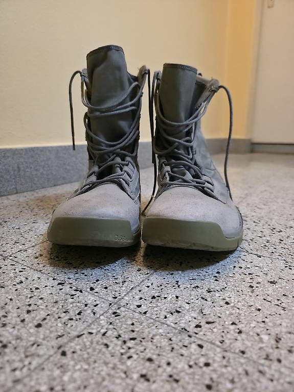 Chaussures hommes: Chaussures Nike SFB randonnée  – D'occasion à Neuchâtel par Vito-rocco 1