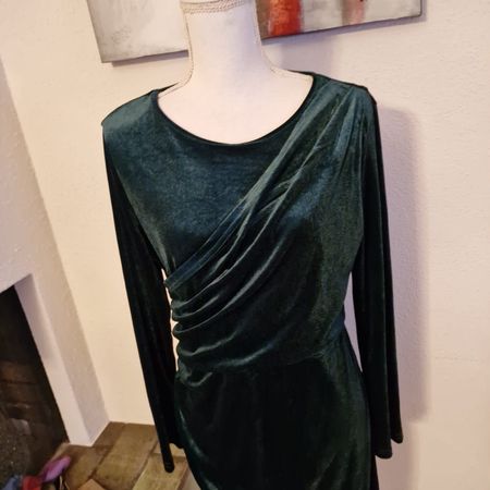 Elegantes Samtkleid Gr. S