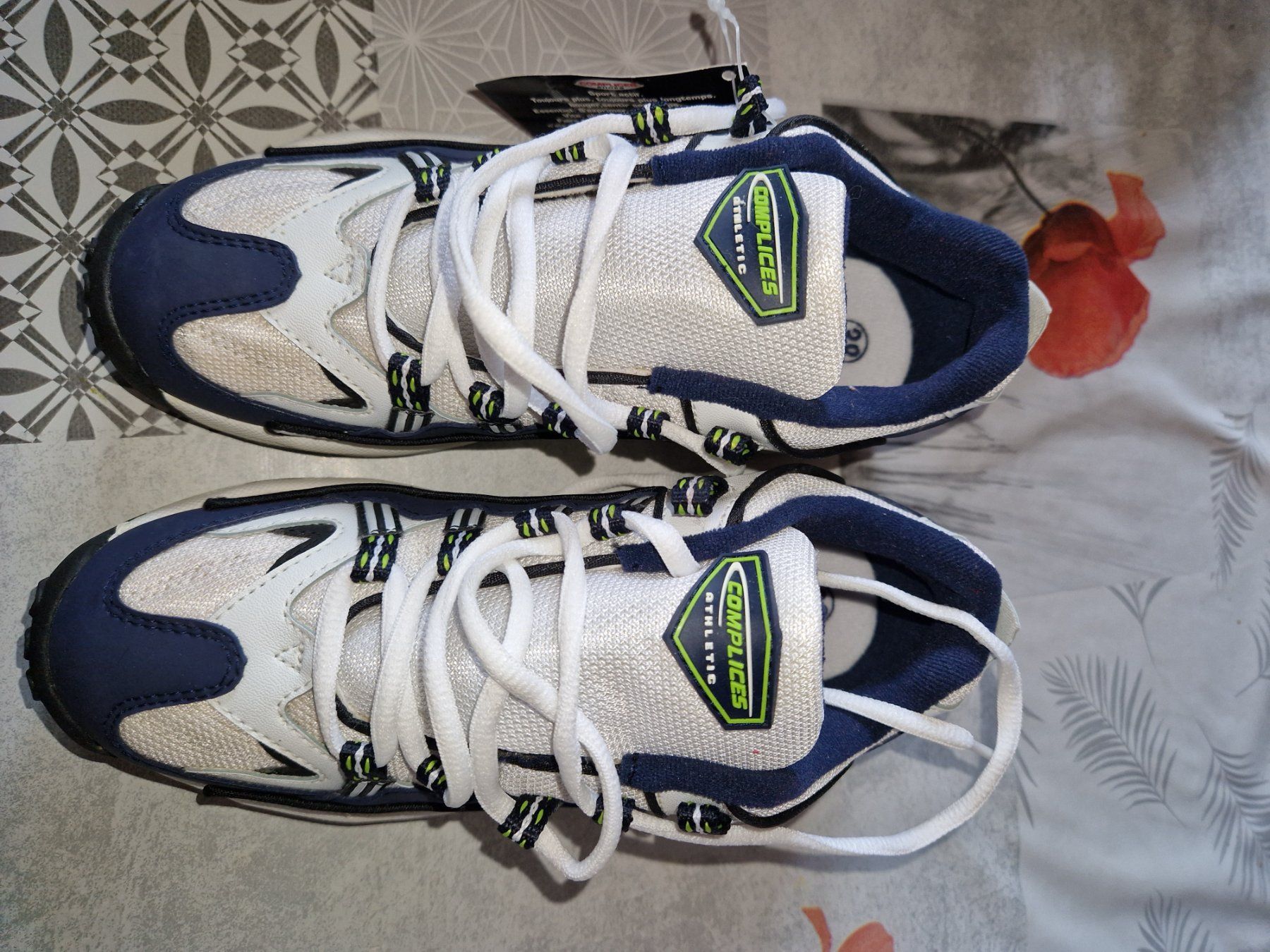 Scarpe da uomo: Chaussure de sport neuve – Nuovo (secondo la descrizione) da Les Bois venduto da ayanou04