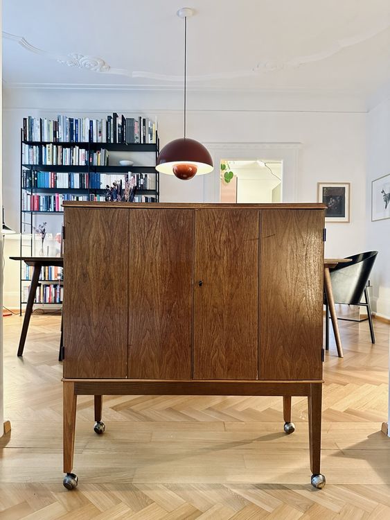 Vintage Kommode auf Rollen (Gebraucht) in Zürich für CHF 221 – nur ...
