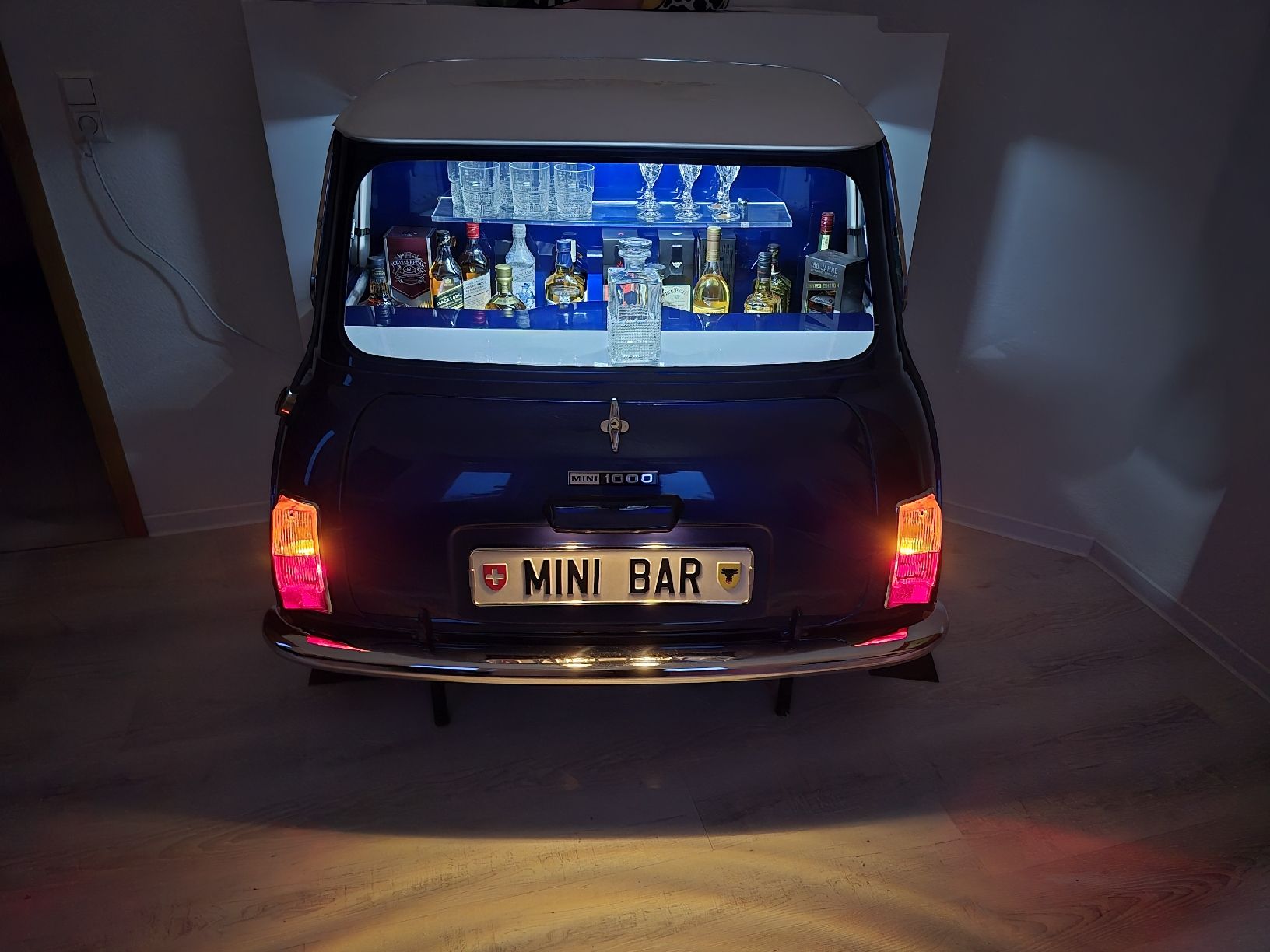 Automobili: Die einzig wahre Mini-Bar – Usato da Riehen venduto da helpathomebasel 6