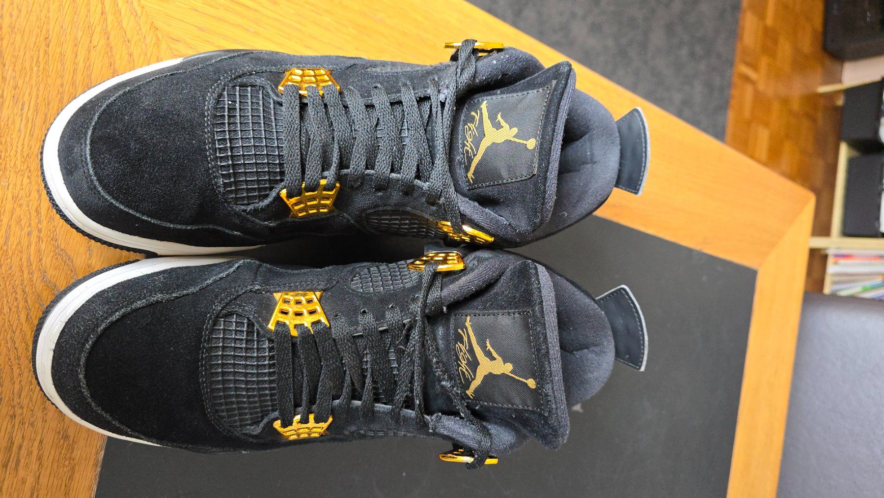 Jordan Herrenschuhe: Jordan 4 Retro Royalty gr. 45 – Gebraucht aus Wallisellen von theblacksheep 4