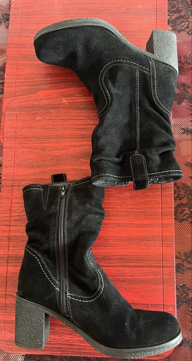 Tamaris Scarpe da donna: Bottines Tamaris en daim noir, fourrées, taille 38! – Usato da Chézard-St-Martin venduto da Cheyenne_75