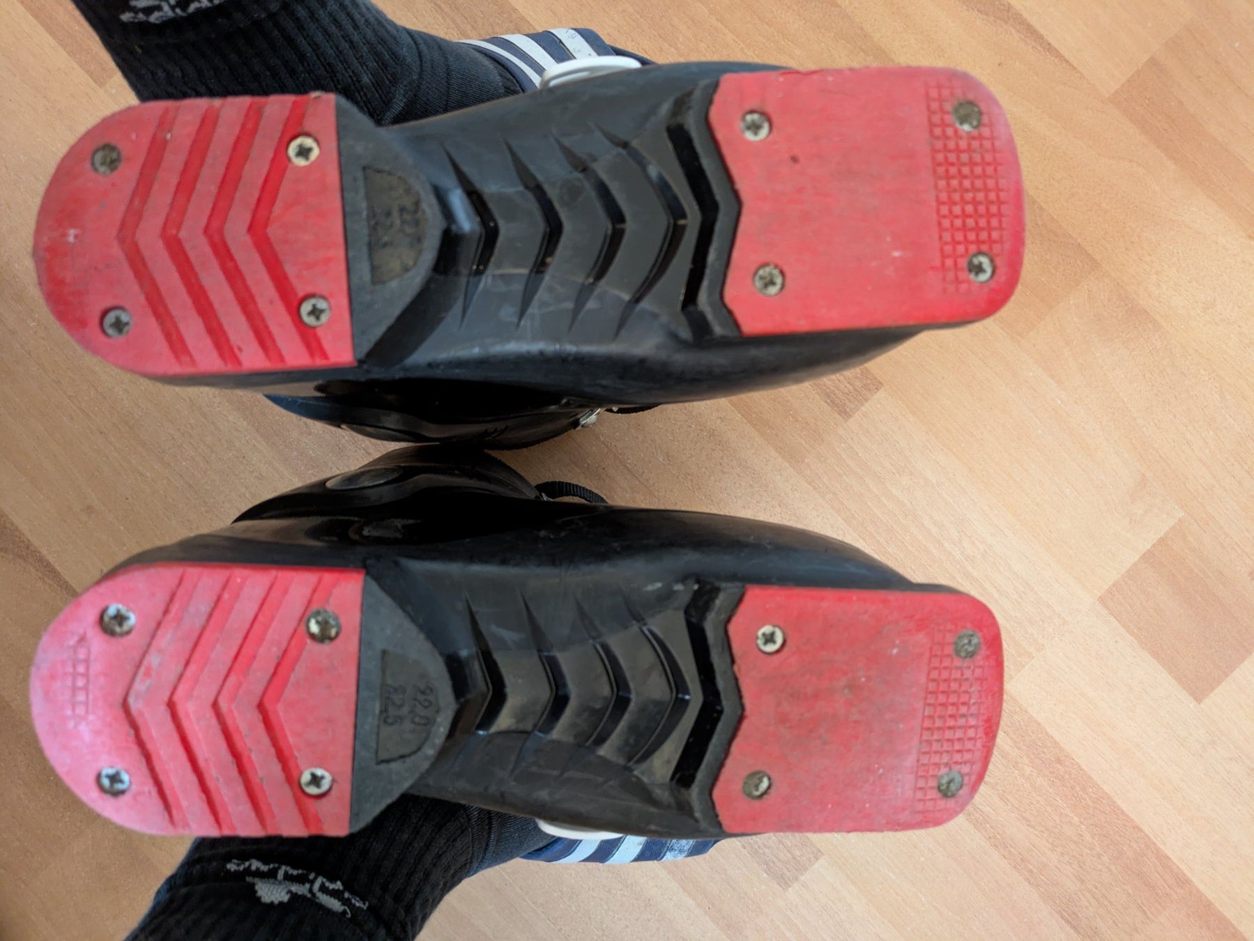 Atomic Scarpe per ragazzi: Kinder Skischuh – Usato da Kriens venduto da jaku 2
