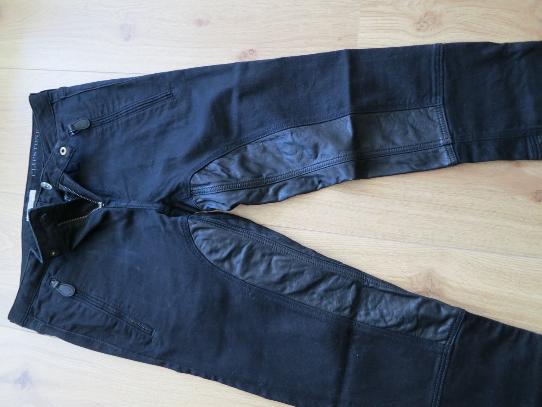 Burberry Hosen: Hose von Burberry Gr. 34/36 / Original – Neu (gemäss Beschreibung) aus Olten von Lilafarben 3