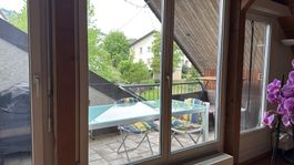 Esstisch mit Glasplatte und Metallgestell guter Zustand