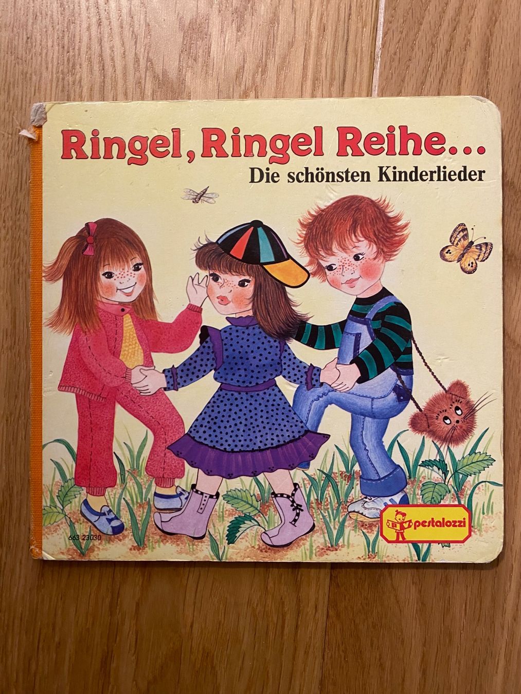 Bücher: Ringel, Ringel Reihe... Die schönsten Kinderlieder – Gebraucht aus Ennetbaden von jun_19