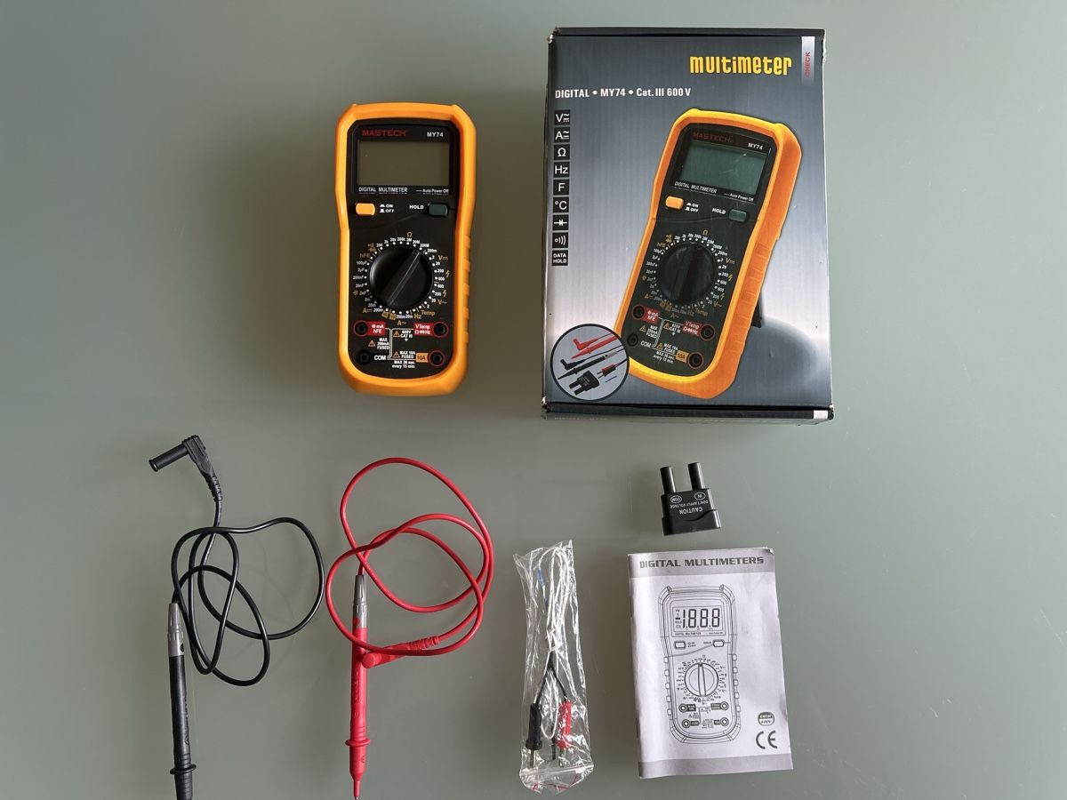 Messen: Digitales Multimeter – Gebraucht aus Glarus von pfistair01