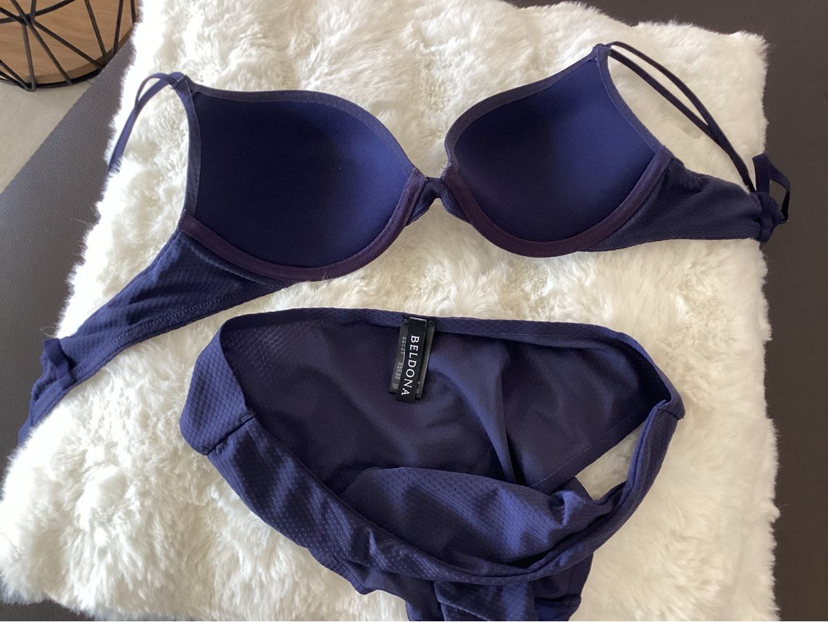 Beldona Altra biancheria intima: Beldona Set, Grösse S, dunkelblau, neuwertig. – Nuovo (secondo la descrizione) da Cham venduto da Lanza08 1