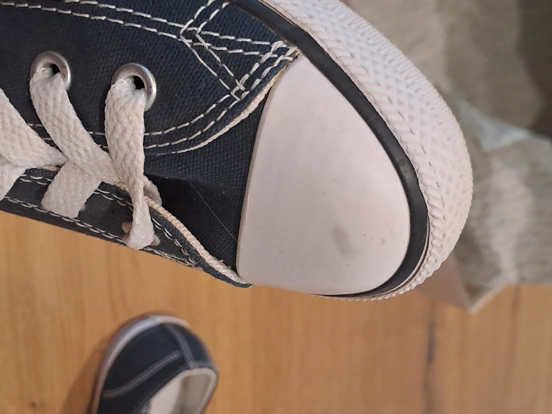 Converse Scarpe da uomo: Grau/blaue Converse All Star Schuhe – Nuovo (secondo la descrizione) da Hermetschwil-Staff venduto da cha_2rcz 2