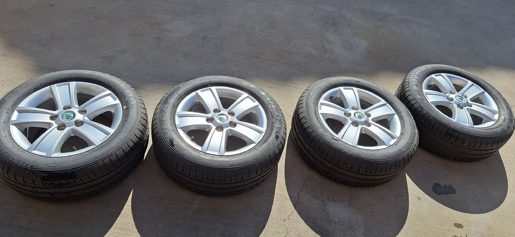 Skoda Cerchioni: 4x Skoda Alufelgen 15" – Usato da Konolfingen venduto da borkenkaefer91