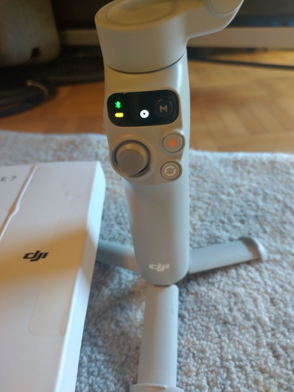 DJI Staffe: DJI Osmo Mobile 7 Smartphone Stabilizer - Top Zustand! – Nuovo (secondo la descrizione) da Uerikon venduto da Olexi 2