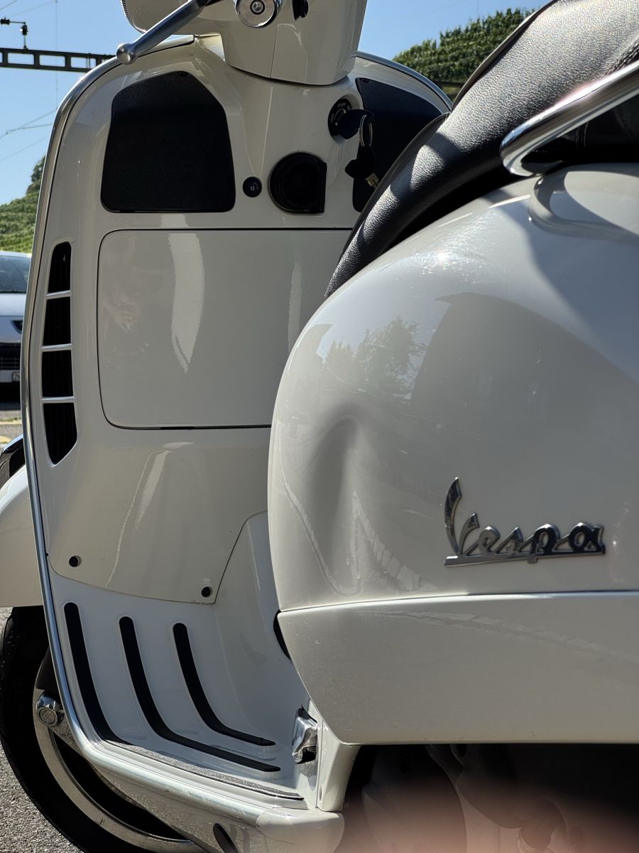 Vespa Scooters: Piaggio Vespa GTS Super 300 – Gebraucht aus Uerikon von ursulawettstein 9
