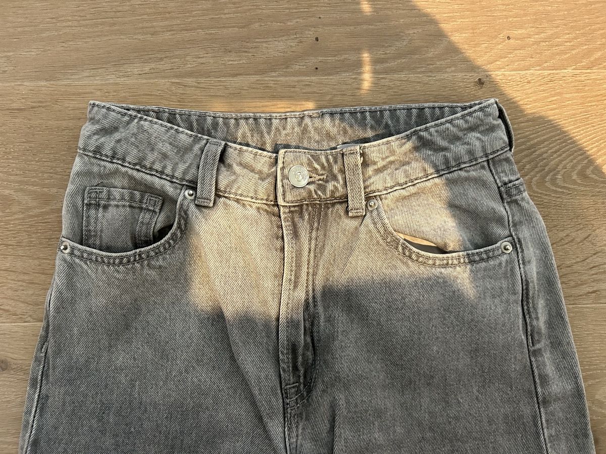 H&M Jeans: H&M Wide Leg Jeans Grösse 32 – Usato da Niederhelfenschwil venduto da aur_ms6f 1