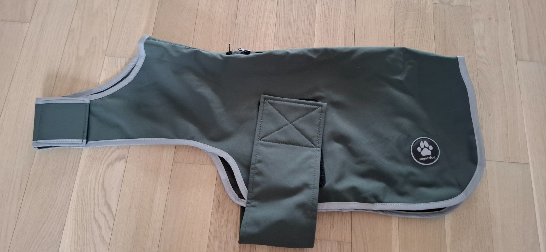 Abbigliamento: Softshell-Hunderegenmantel – Usato da Waltenschwil venduto da FreakingAlex