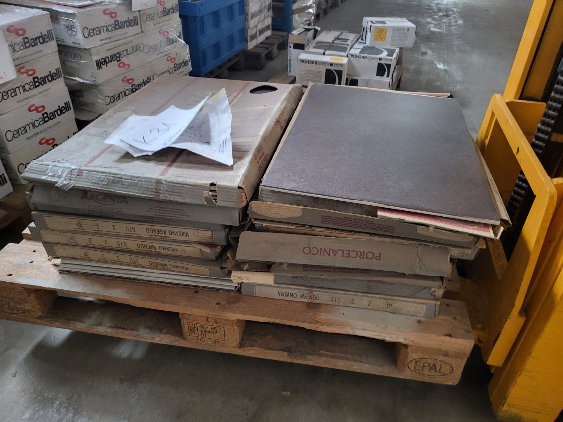 Rivestimenti per pavimenti: Argenta Vulcano Marengo 45 x 67.5 cm – Nuovo e nell'imballaggio originale da Diessenhofen venduto da Osio 3