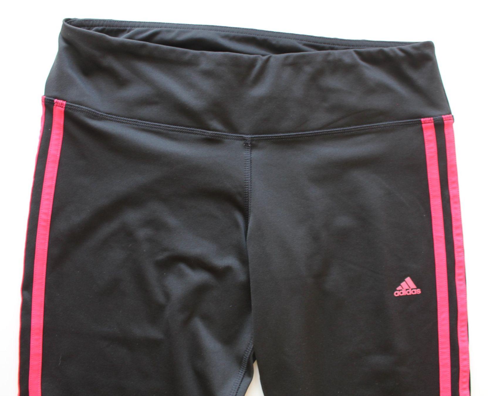 Adidas Leggings: Leggins Adidas t. 38 - 40 – Usato da Peseux venduto da Gilloss 1