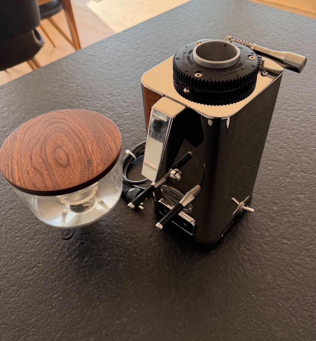 Elettrodomestici da cucina: Kaffeemühle ECM s automatica 64 inkl. Nussbaum Deckel – Usato da Zürich venduto da 8140luca