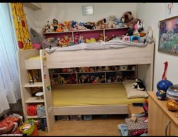 Etagenbett "Tam-Tam" in Eiche mit Regalen & fast neuen Mat