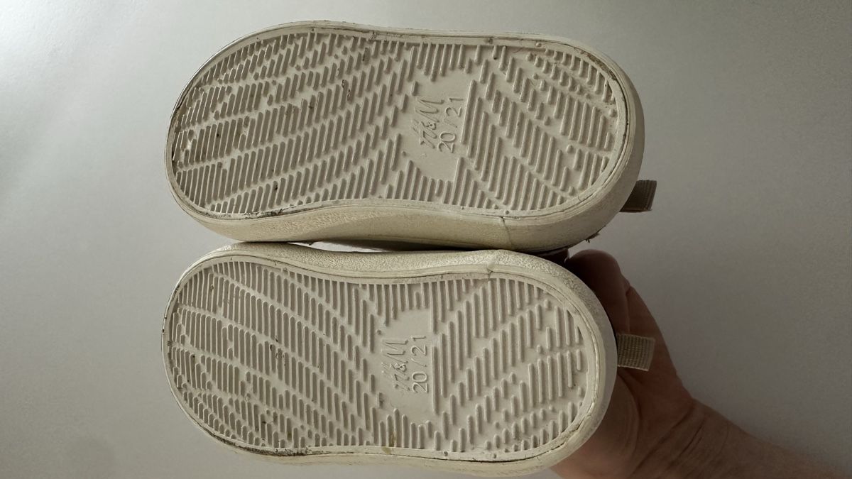 H&M Schuhe für Jungen: Baby Sneakers - Size 20 – Gebraucht aus Zürich von KrisZH 2