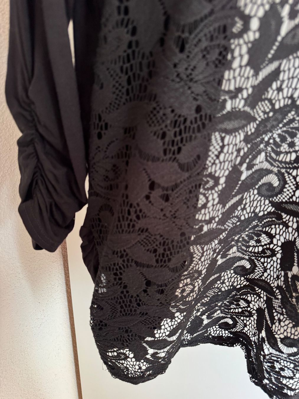 Anna Field Giacche: Schwarze Strickjacke, Gr. 36, black – Usato da Gommiswald venduto da Aloha.Spirit 2