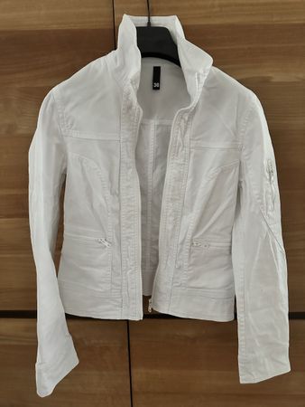 Weisse Sommerjacke, Grösse 36, neuwertig für den Frühling!