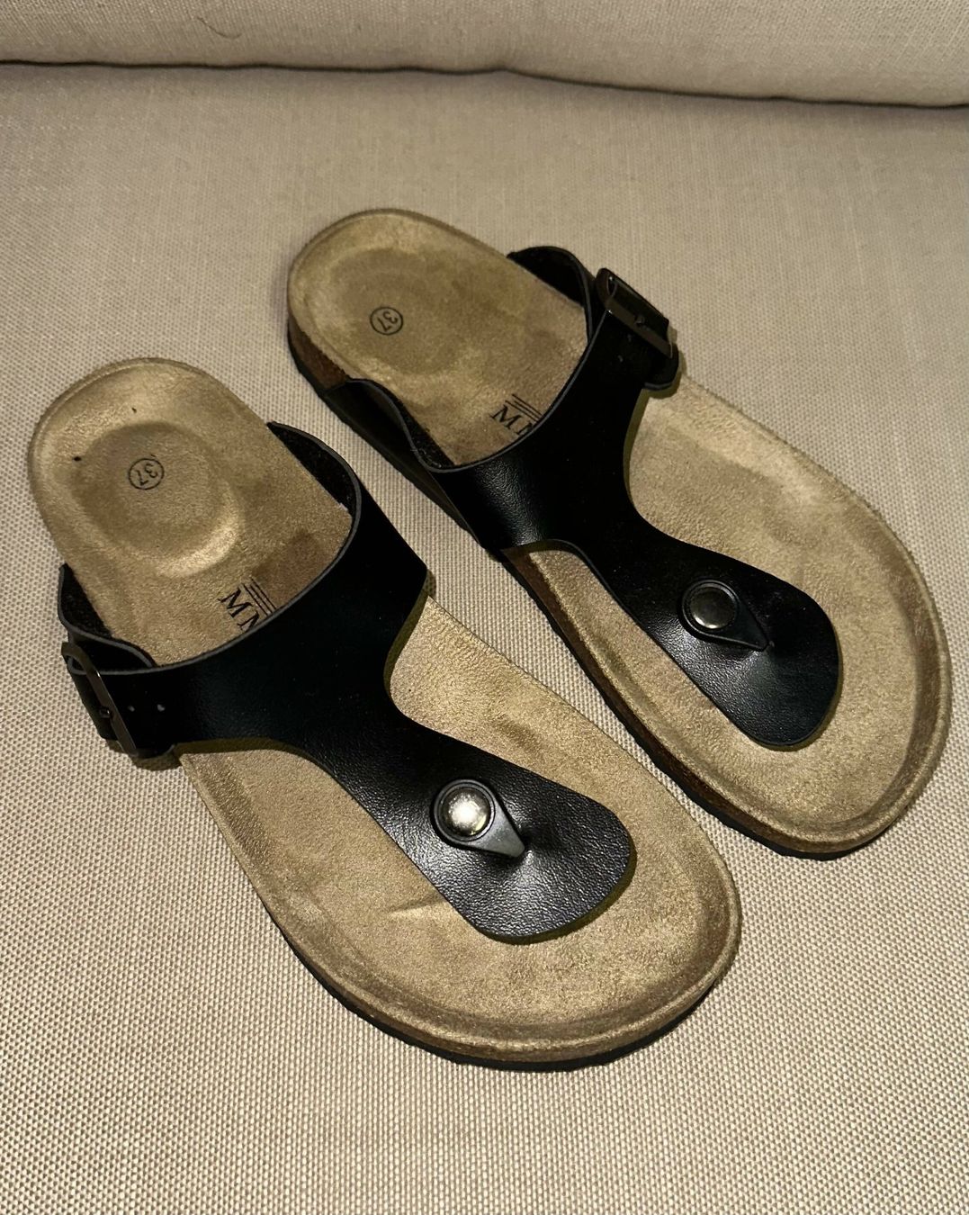 Scarpe da donna: Sandalen Schuhe Gizeh 37 / 38 – Usato da Sarmenstorf venduto da taosun1 2