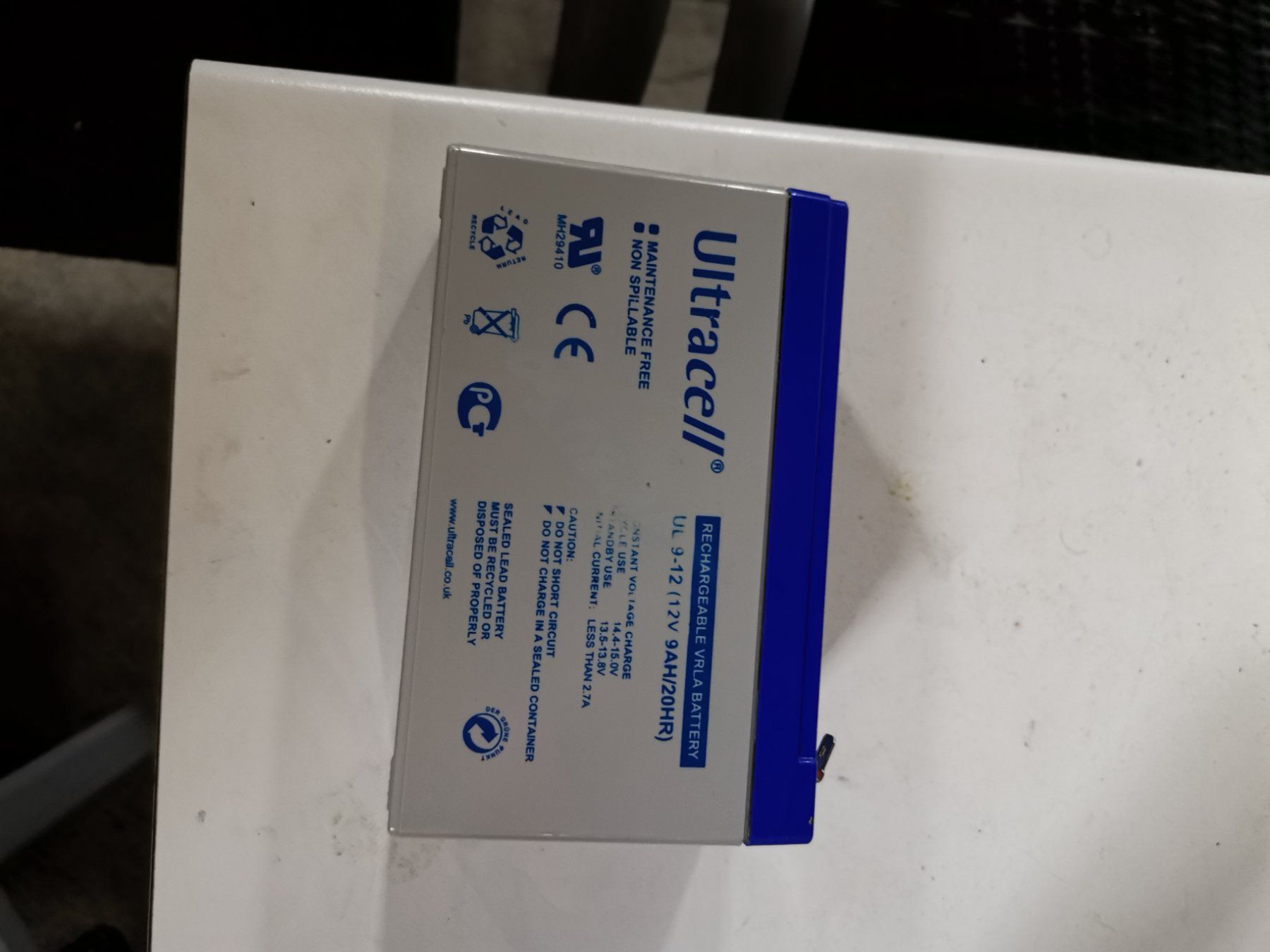 Lampade: Notleuchte mit USB Tragbar – Usato da Zürich venduto da adi0111 4