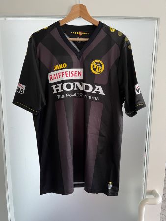 Matchworn YB Trikot Guillaume Hoarau